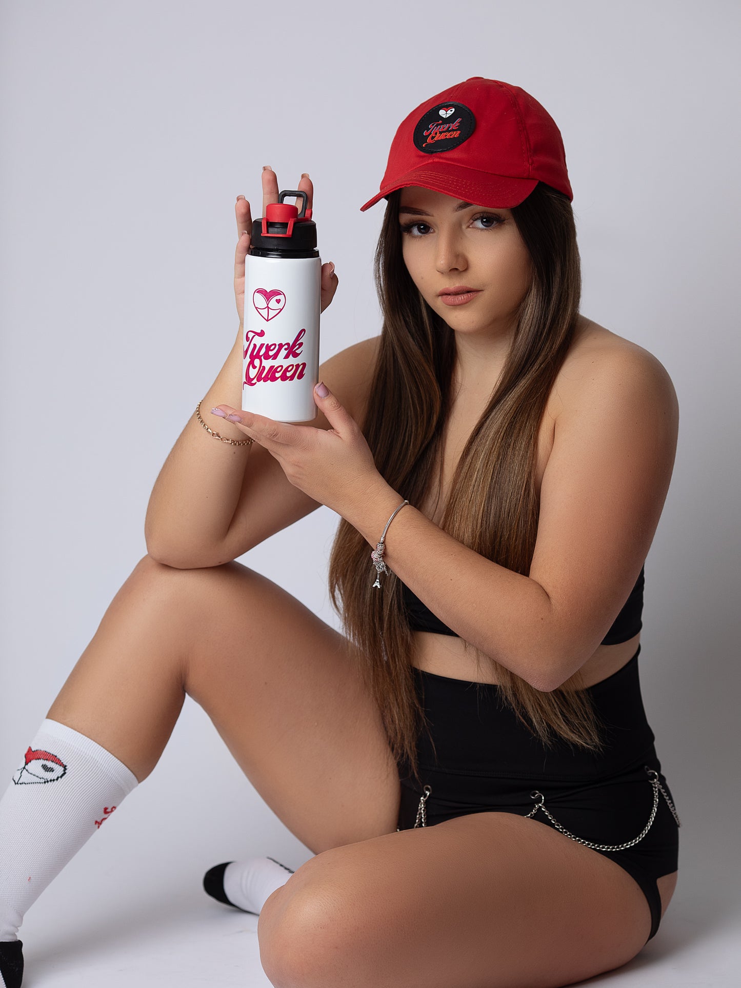 dancewear london for women. twerk clothes, twerk shorts. booty shorts, chain shorts, cut out twerk shorts, dance costume. twerk outfit. pole dance outfit, best twerk shorts. festival wear, twerk queen bottle, twerk queen water battle, watter battle, portable watter battle.